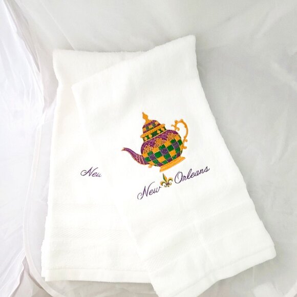 Mardi Gras Fleur De Lis New Orleans Embroidered Tea Pot Hand Towel Set - Picture 1 of 5